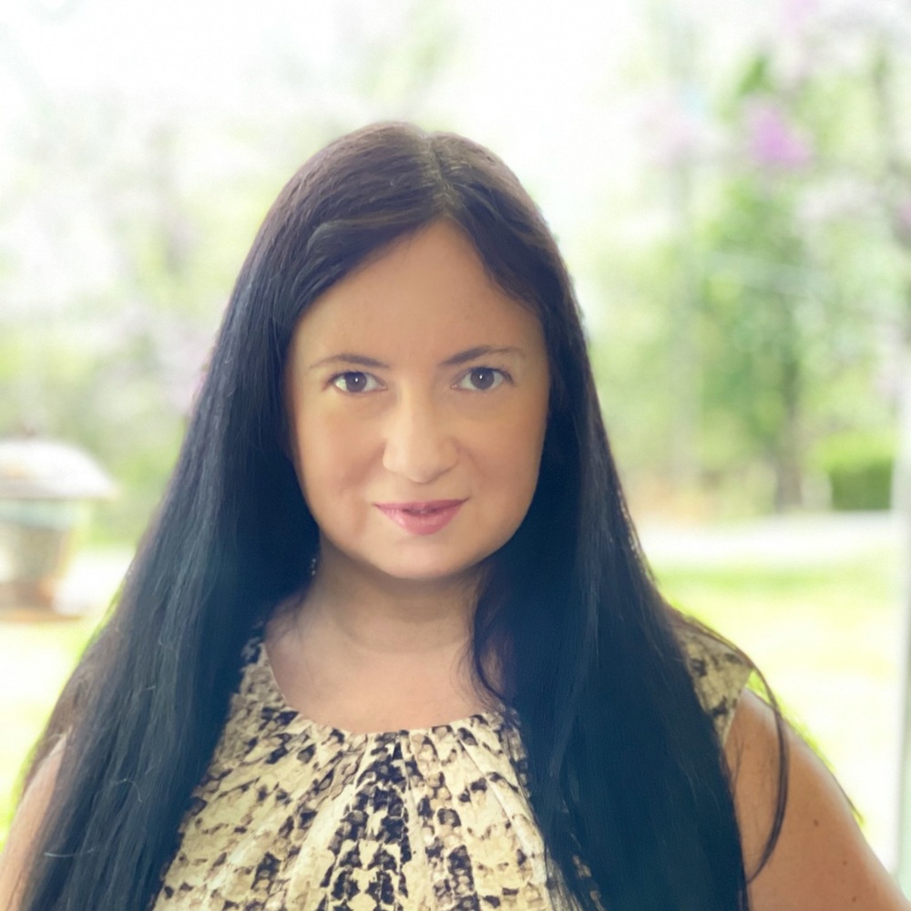 Meet your Posher, April